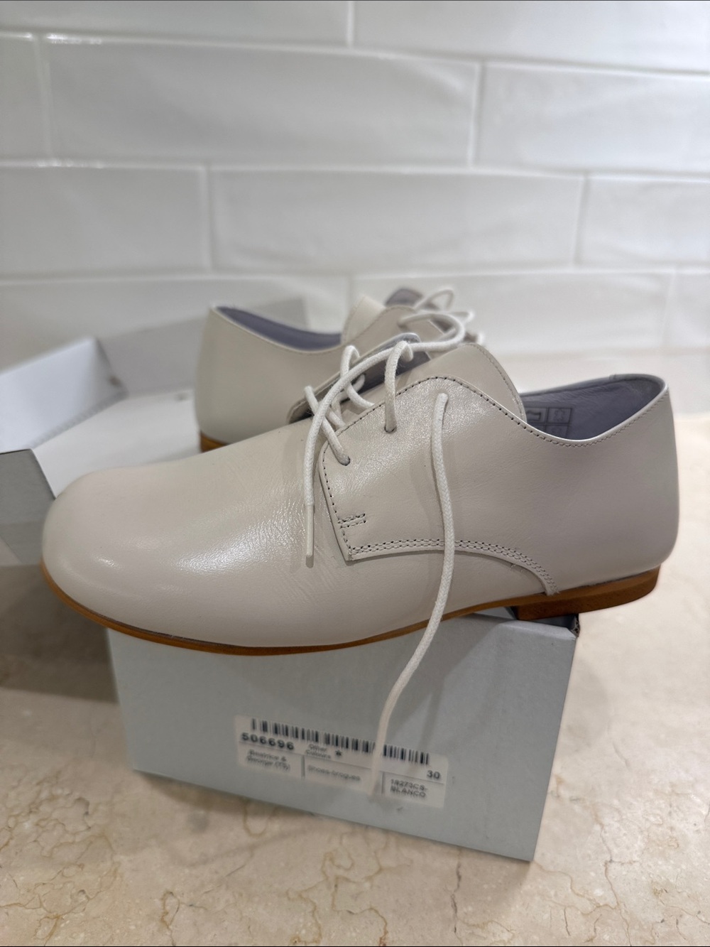 Minimal Leather Derby Shoes in Cream